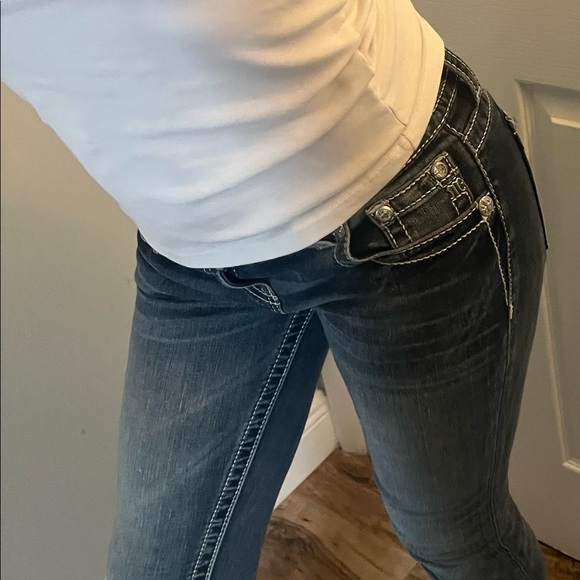 Super sexy Miss me low rise boot cut jeans. Brand new condition, Never worn. - Picture 6 of 6